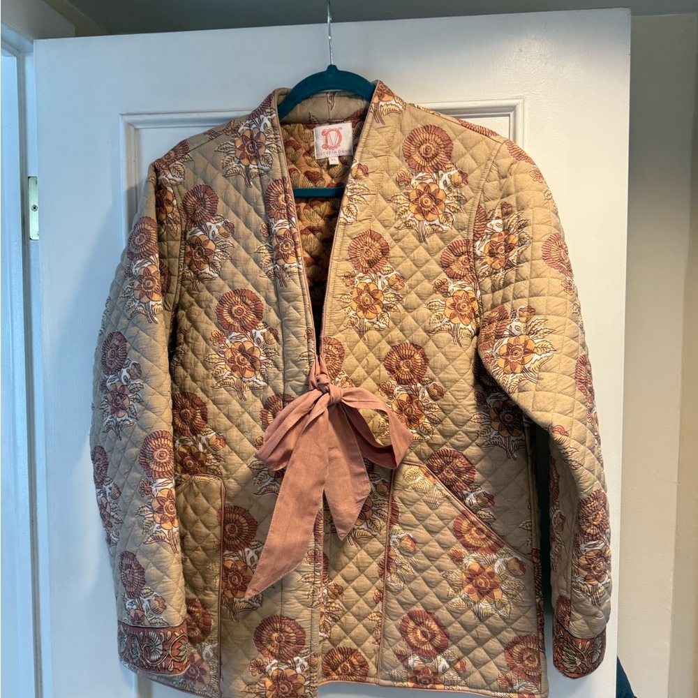 Victoria Dunn Quilted Floral Tie-Front Jacket in Beige and Rust